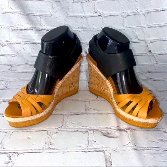 DV by Dolce Vita Jaslyn Two Tone Black Brown Cork
Wedge Sandal Size 7.5 - Picture 4 of 9